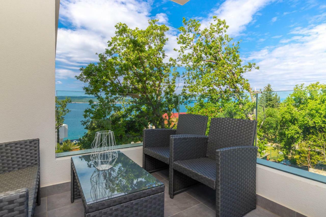 Apartments Ines Selce Exterior photo